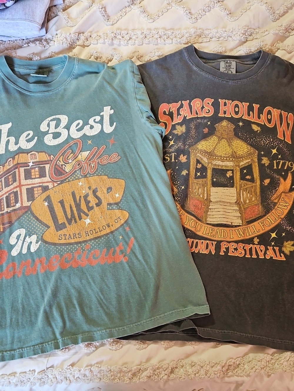 Gilmore Girls Stars Hollow Comfort Colors Womens Size Large - Picture 1 of 8